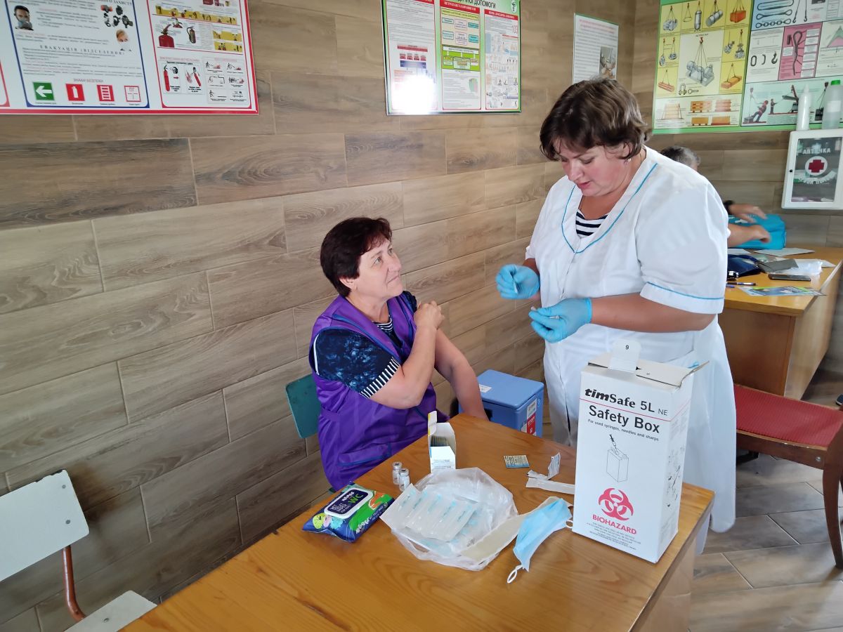 Пройшла виїзна кампанія по вакцинації населення
